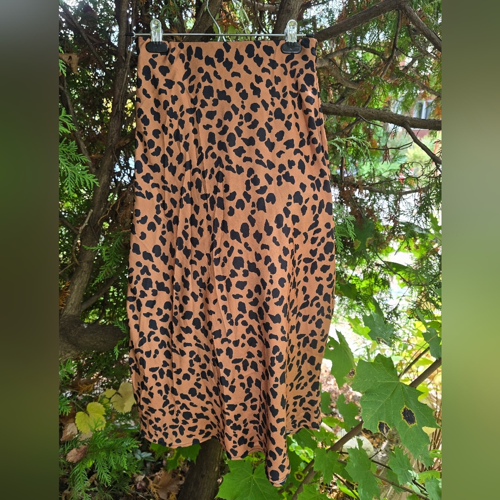 Urban Outfitters | Aninal Print Skirt